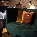 #Stayhere - Historic Vilnius Old Town Chic Studio